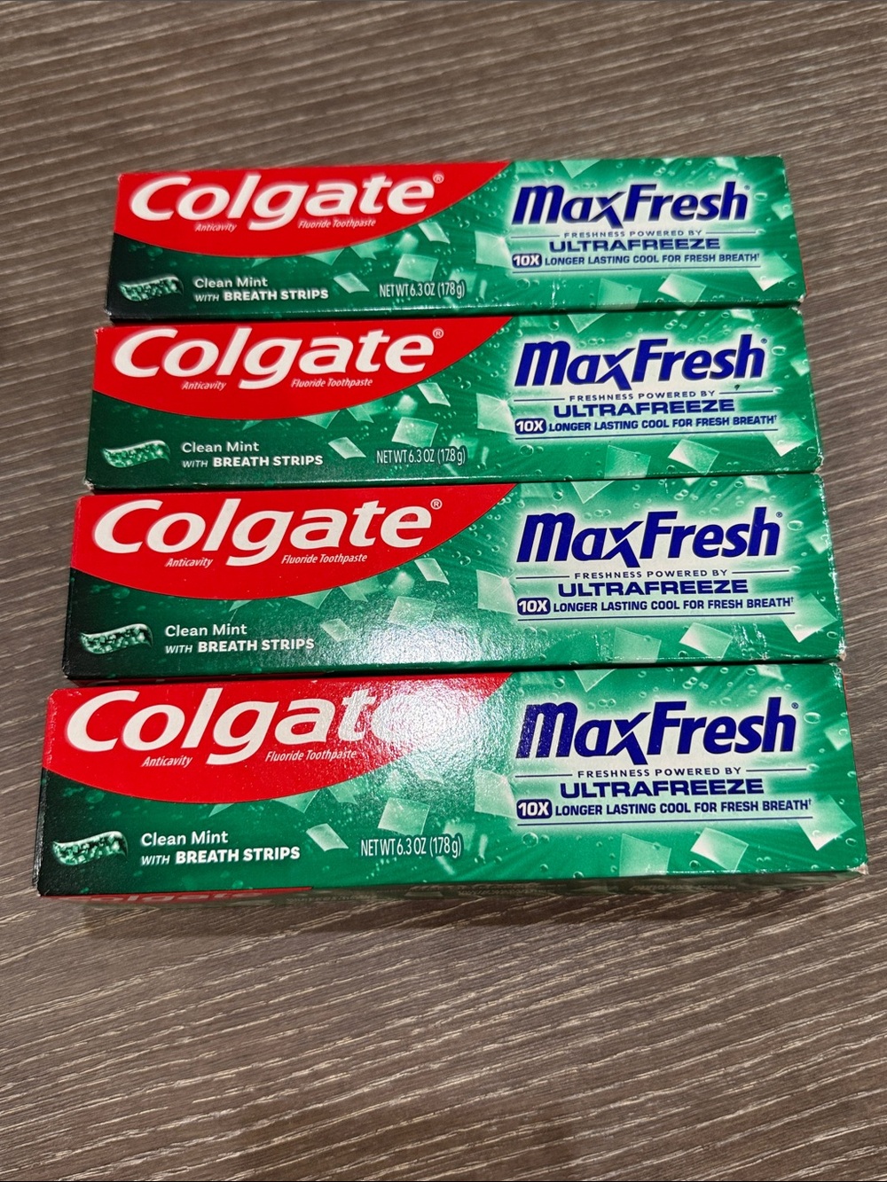 NWT 4 Colgate MaxFresh ultra freeze Toothpaste Clean Mint 6.3 oz